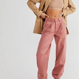 Free People's The Cya Later Skate Trouser in marron.